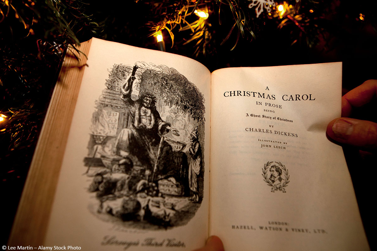 A Christmas Carol – Der Klassiker von Charles Dickens so aktuell wie nie Das geöffnete Buch "A Christmas Carol"