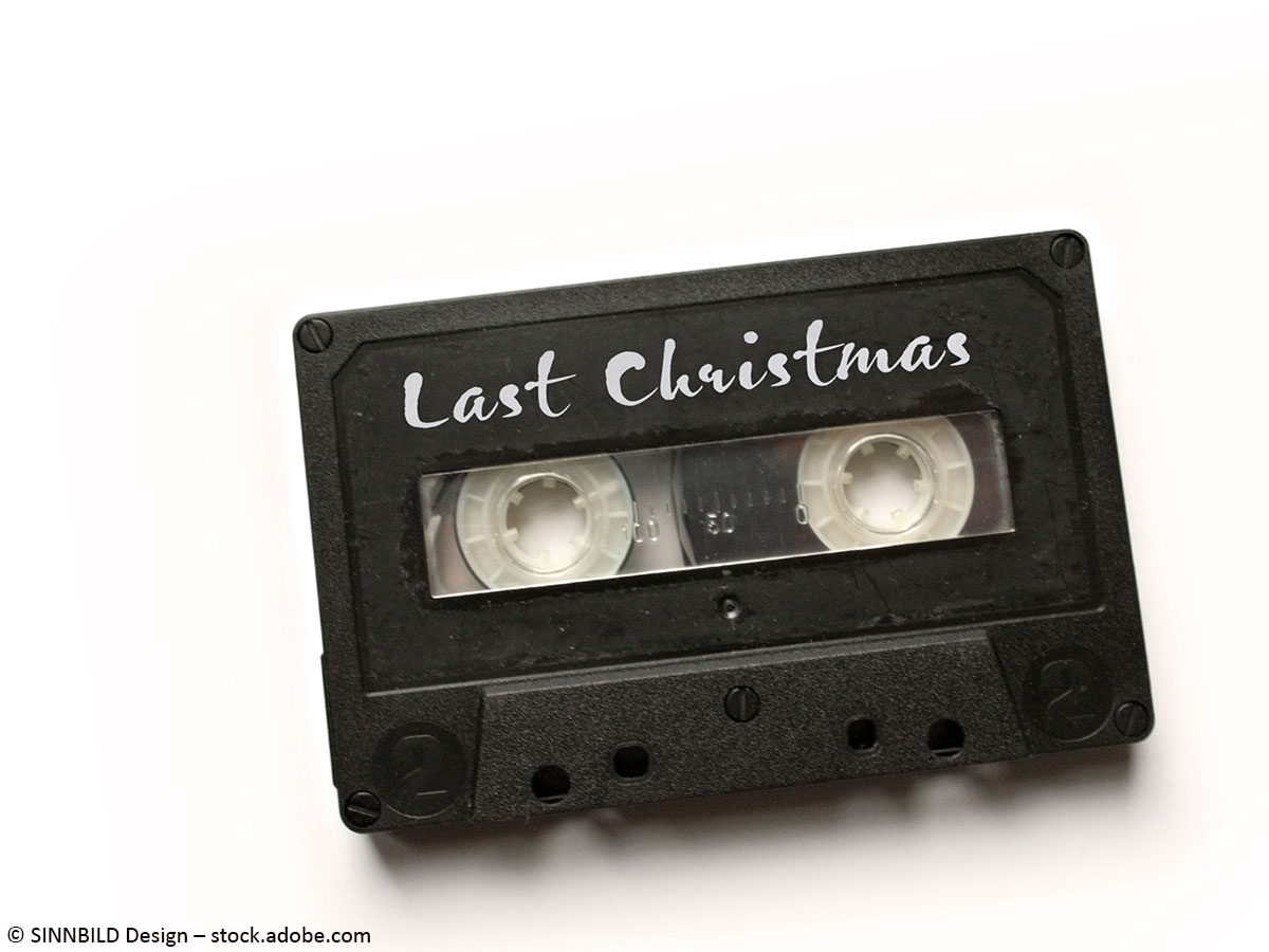 Last Christmas: Ein englischer Ohrwurm erobert die Weihnachts-Charts Eine schwarze Kassette auf weißem Grund mit der Beschriftung "Last Christmas"