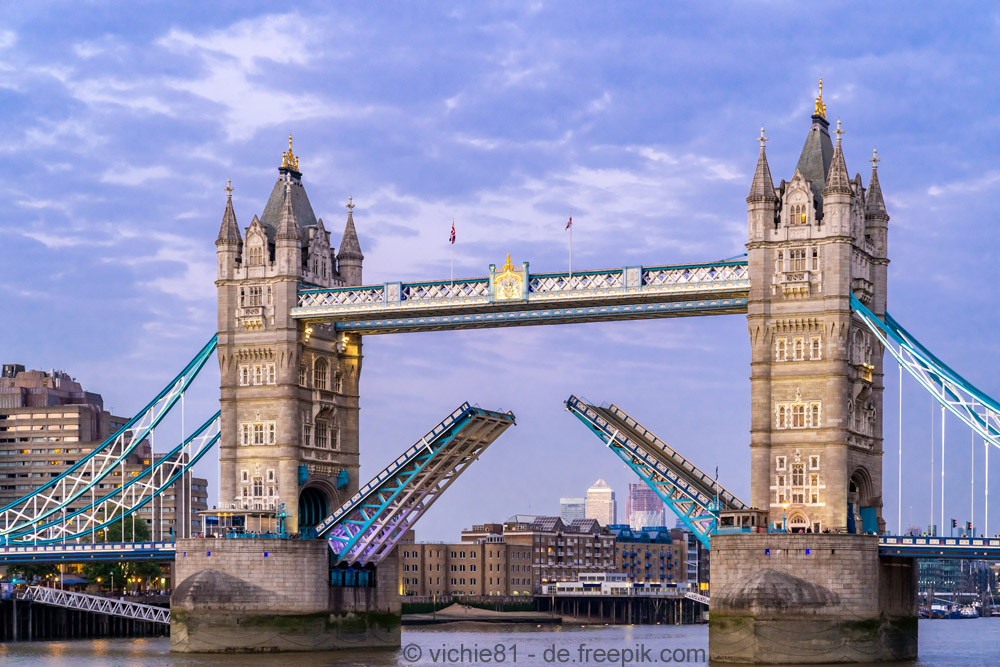 125 Jahre Tower Bridge